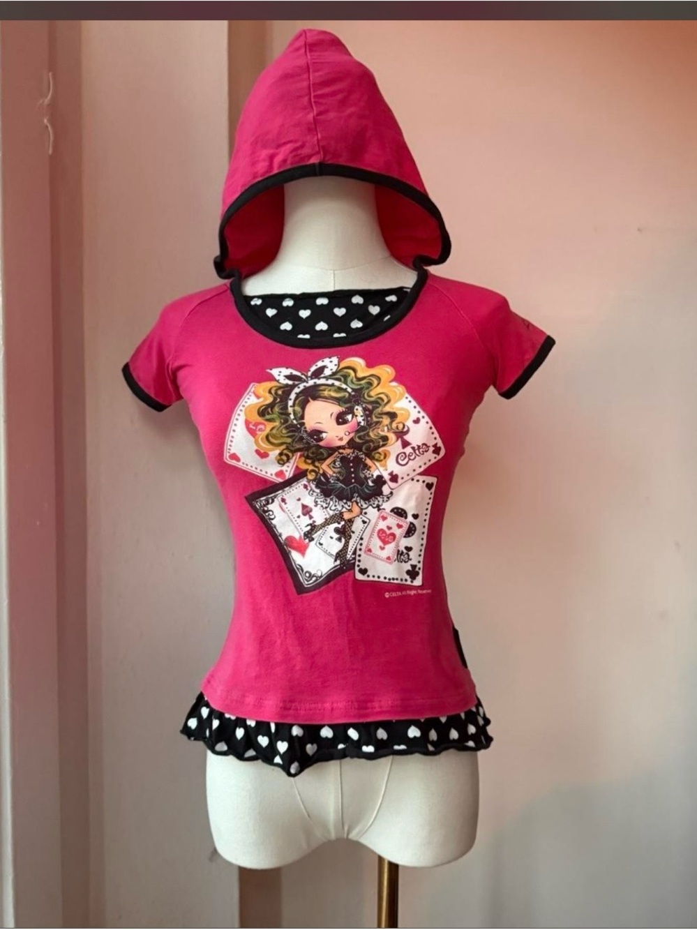 Celta Pink juniors Hooded Short Sleeve Graphic Tee with Heart Trim- S